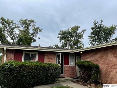 9823 Ruggles St, Omaha, NE, 68134-3711 | Card Image