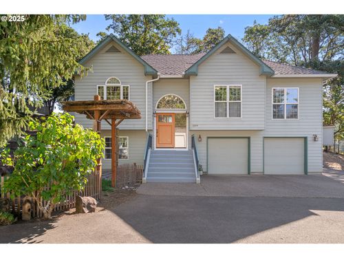 1399 Twin Hills Rd Se, Jefferson, OR, 97352-9660 | Card Image