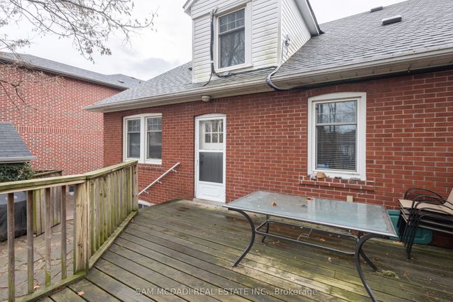 11 Brant Ave, House other with 4 bedrooms, 3 bathrooms and 6 parking in Mississauga ON | Image 5