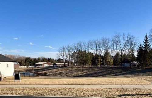 725 Schewe Rd, Middleton, WI, 53562-4440 | Card Image