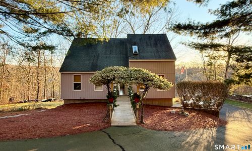 105 Riverside Dr, Meriden, CT, 06451-3680 | Card Image