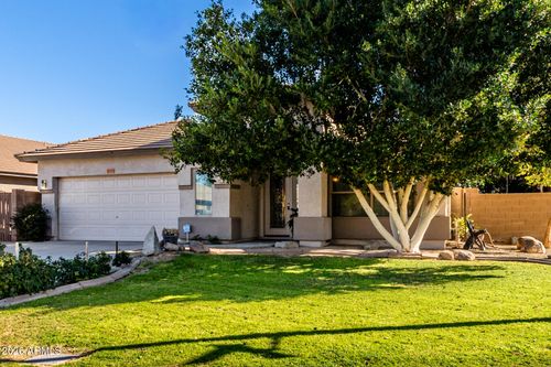 8975 W Clara Ln, Peoria, AZ, 85382-6474 | Card Image