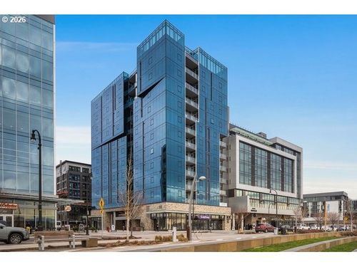 600-590 Waterfront Way, Vancouver, WA, 98660-3077 | Card Image