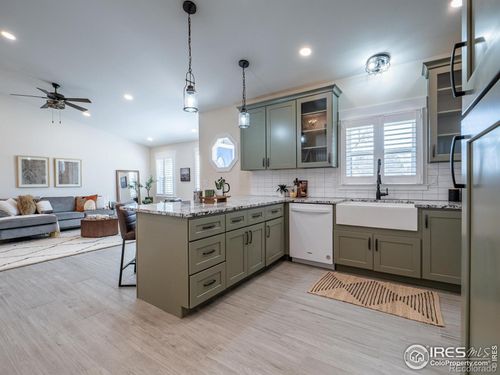 3268 Mcintosh Ct, Loveland, CO, 80538-2717 | Card Image