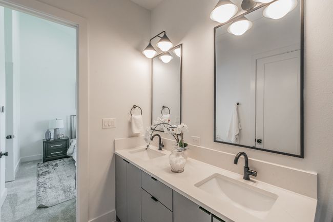 Primary Bath | Image 13