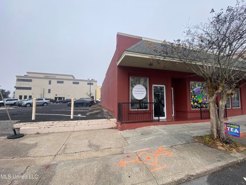 1317 24th Ave, Gulfport, MS, 39501-2062 | Card Image