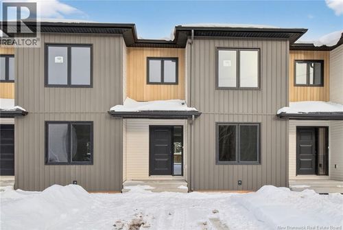 162 Des Eleves St, Dieppe, NB, E1A4V6 | Card Image