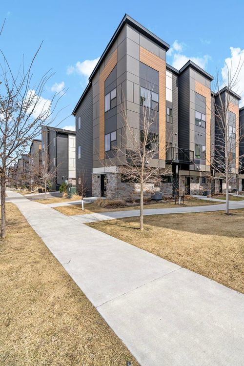 6357 16th Ave S, Richfield, MN, 55423-1747 | Card Image