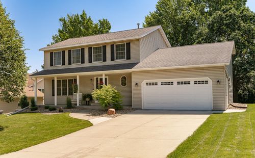 228 9th St Ne, Byron, MN, 55920-1436 | Card Image