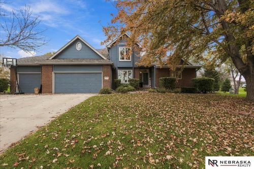 1008 Norton Drive, Papillion, NE, 68046-0000 | Card Image