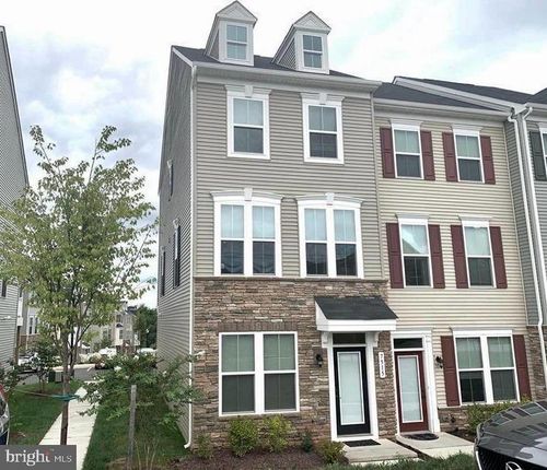 7515 Mundell Rd, HANOVER, MD, 21076-2316 | Card Image