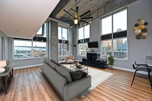 353 W 4th St, Cincinnati, OH, 45202-2719 | Card Image