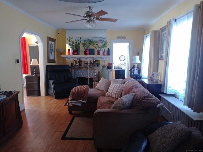 86 Hartland St, House other with 3 bedrooms, 3 bathrooms and null parking in Hartford CT | Image 5
