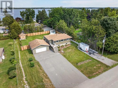 268 Crosby Dr, Bobcaygeon, ON, K0M1A0 | Card Image