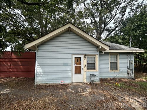 324 Belmont Cir, Albemarle, NC, 28001-3913 | Card Image