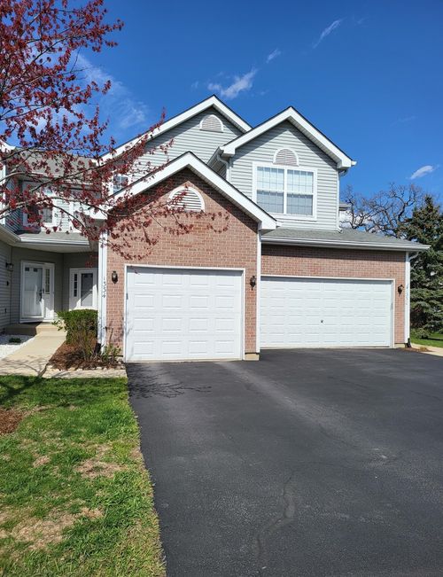 1334 Grandview Ct, Algonquin, IL, 60102-1994 | Card Image