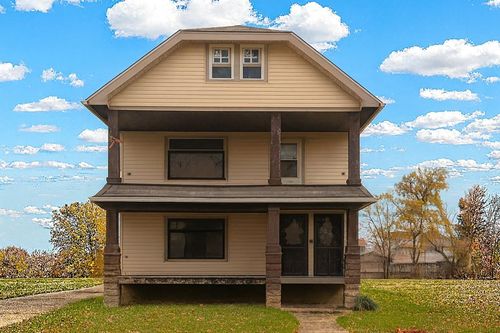 4070 E 141st St, Cleveland, OH, 44128-1856 | Card Image