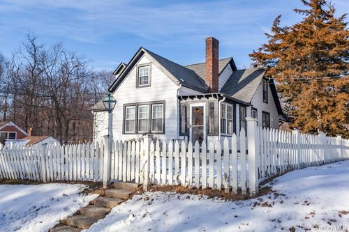 1710 Route 9d, Cold Spring, NY, 10516-3536 | Card Image