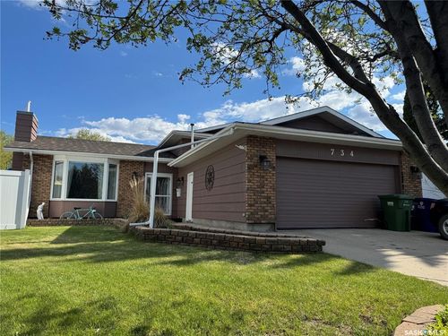 734 Wollaston Crt, Saskatoon, SK, S7J4E5 | Card Image
