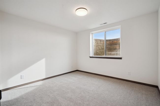 2826 Autumn Woods Dr, House other with 5 bedrooms, 3 bathrooms and null parking in Cedar Falls IA | Image 32