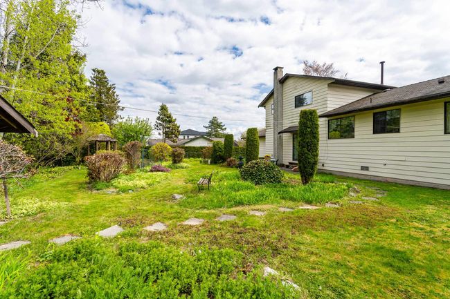 14971 76 A Avenue, House other with 3 bedrooms, 2 bathrooms and 6 parking in Surrey BC | Image 9