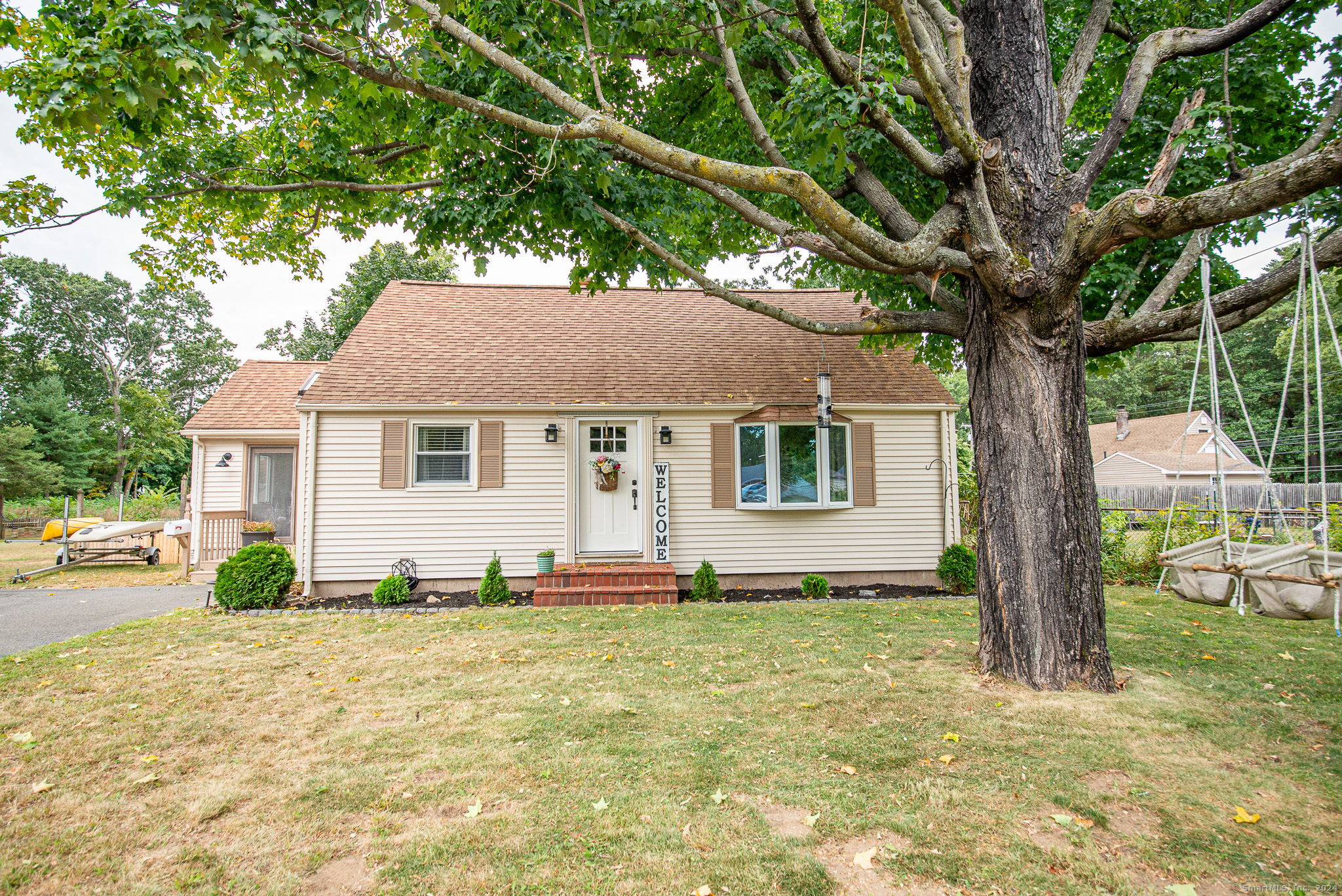 Thomas St, Enfield, CT 06082
