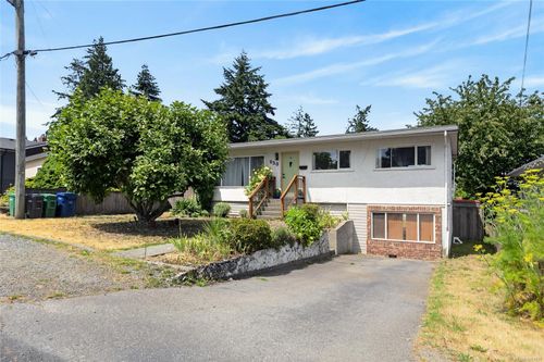 650 Hunter St, Nanaimo, BC, V9S1R1 | Card Image