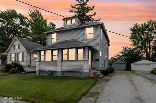 21 Lincoln Ave, Berea, OH, 44017-1633 | Card Image