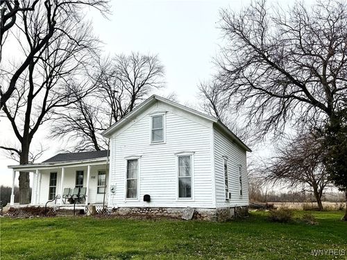 2728 Marshall Rd, Medina, NY, 14103-9207 | Card Image