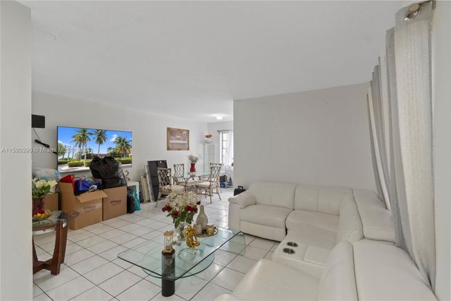 A101 - 6206 Sw 136th Ct, Condo with 2 bedrooms, 2 bathrooms and null parking in Miami FL | Image 14