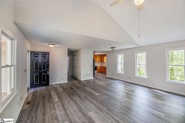 1012 Kens Pl, House other with 3 bedrooms, 2 bathrooms and null parking in Taylors SC | Image 8