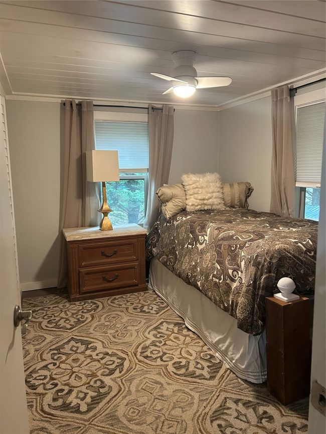 143 Old Transylvania Tpke, House other with 2 bedrooms, 2 bathrooms and null parking in Sapphire NC | Image 9