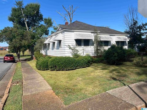 101 Charles St, TALLADEGA, AL, 35160-3205 | Card Image