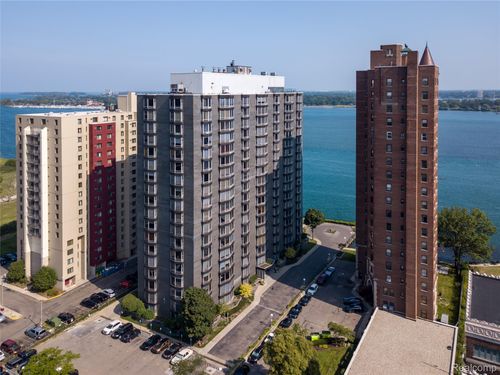 apt-1703-8200 E Jefferson Ave, Detroit, MI, 48214-2682 | Card Image