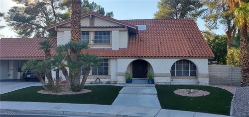 2728 Bayo Ct, Las Vegas, NV, 89102-2018 | Card Image