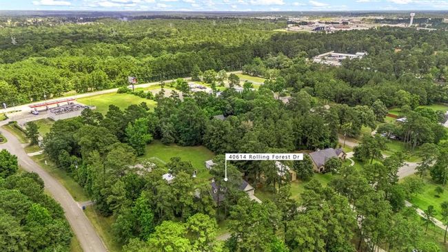 This tranquil community is located just minutes away from HEB, new restaurants, and Magnolia High School. | Image 40