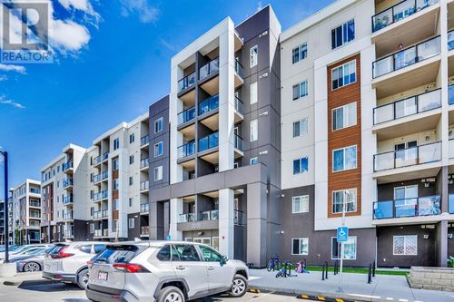 4641 128 Ave Ne, Calgary, AB, T3N1T2 | Card Image