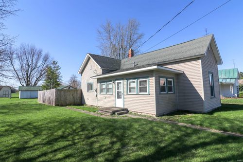 515 W High St, Redkey, IN, 47373-9227 | Card Image