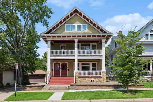 1083 Hague Ave, Saint Paul, MN, 55104-6520 | Card Image