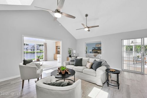 107 Hammock Cir, St Augustine, FL, 32084-1754 | Card Image