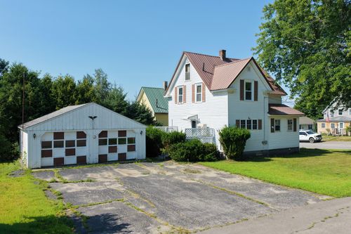 25 Birch St, East Millinocket, ME, 04430-1010 | Card Image