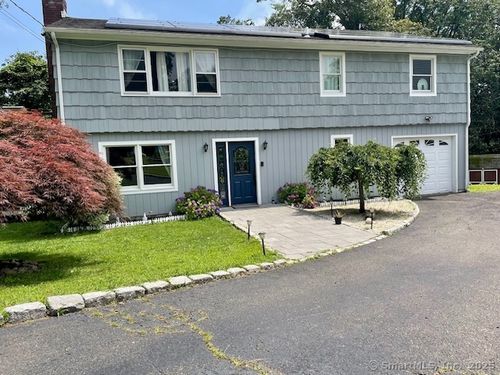 17 Kingsbury Rd, Norwalk, CT, 06851-5606 | Card Image