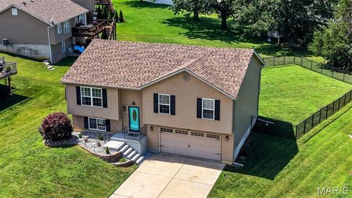 15 Fredde Ct, Wentzville, MO, 63385-7253 | Card Image