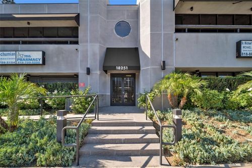 103104105-18251 Roscoe Boulevard, Northridge, CA, 91325 | Card Image