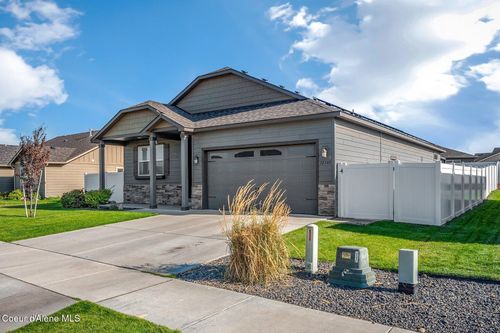 12348 N Gipper Loop, Rathdrum, ID, 83858-5507 | Card Image