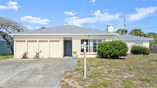 11 Briggs Dr, Ormond Beach, FL, 32176-2815 | Card Image