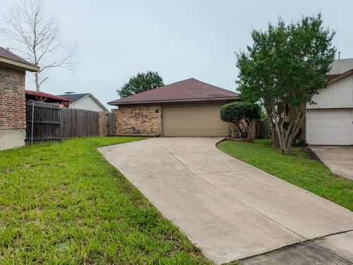 820 Via Madonna, Mesquite, TX, 75150-3051 | Card Image