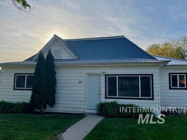 2nd St, Parma, ID 83660