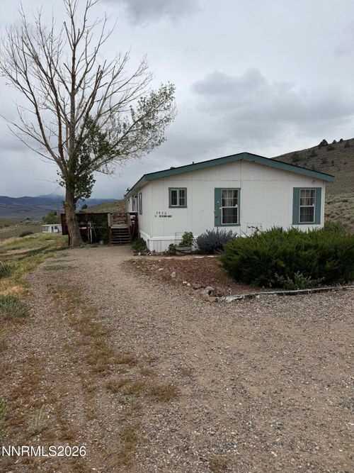 3920 Sandstone Dr, Wellington, NV, 89444-9424 | Card Image