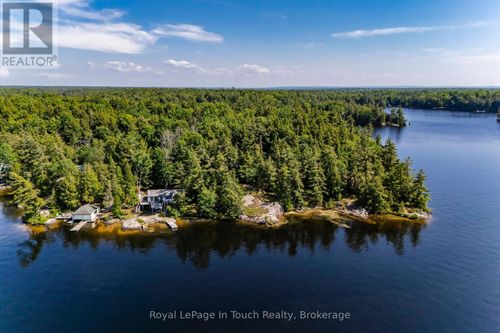2 Is 270 Six Mile Lake Island, Georgian Bay (Baxter), ON, L0K1S0 | Card Image